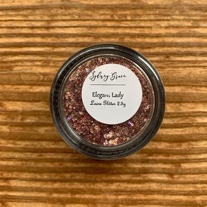 💰5/$25💰🎉HP🎉 New Sydney Grace Loose Glitter Elegant Lady